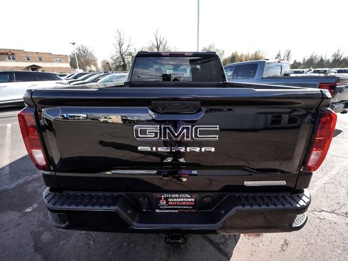 Used 2023 GMC Sierra 1500 Elevation w/ LPO, Elevation Black Package image 5