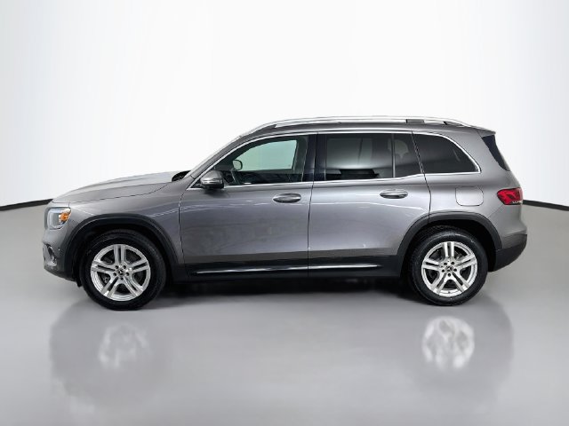 Used 2022 Mercedes-Benz GLB 250 w/ Premium Package Lite image 6