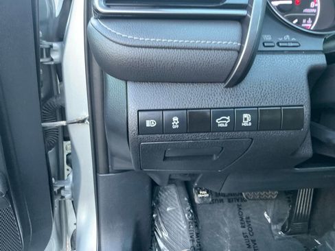 Used 2023 Toyota Camry SE image 20
