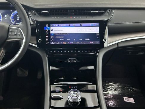 New 2026 Jeep Grand Cherokee L Limited image 12