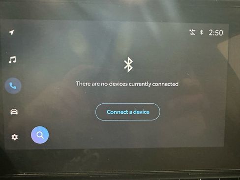 Used 2025 Toyota RAV4 XLE w/ Convenience Package image 28