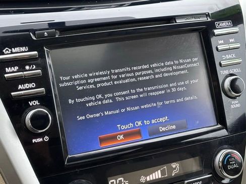 Used 2018 Nissan Murano Platinum image 32