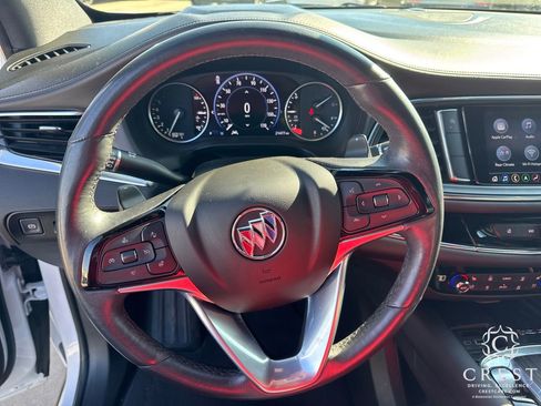 Used 2023 Buick Enclave Avenir image 15