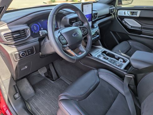 Used 2024 Ford Explorer ST w/ Equipment Group 401A image 24