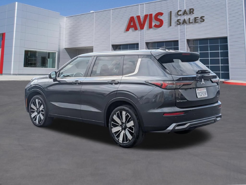 Used 2025 Mitsubishi Outlander SE AWD/4WD image 9
