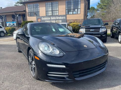 Used 2016 Porsche Panamera 4 Edition image 1