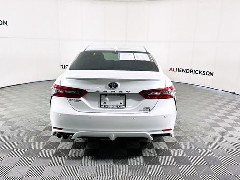 Used 2022 Toyota Camry XSE image 4