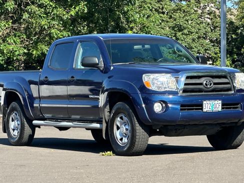 Used 2006 Toyota Tacoma PreRunner RWD image 9