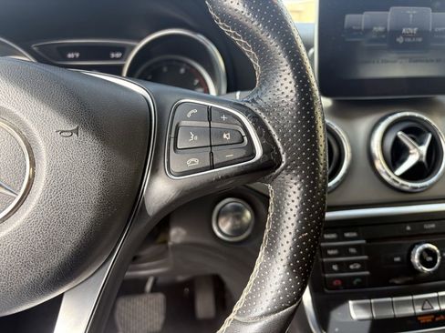 Used 2018 Mercedes-Benz CLA 250 CLA 250 image 17