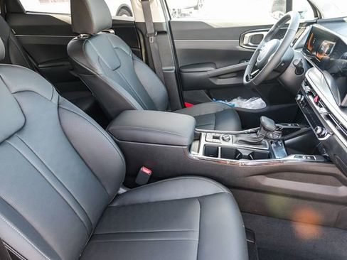 New 2025 Kia Sorento S w/ Panoramic Sunroof Package image 19