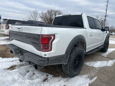Used 2018 Ford F150 Raptor w/ Equipment Group 802A Luxury image 9