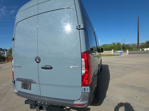 Used 2023 Mercedes-Benz Sprinter 1500 image 5