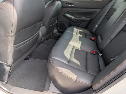 Used 2020 Nissan Altima 2.5 SR FWD image 13