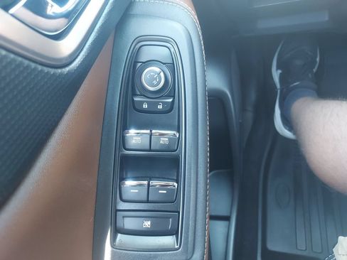 Certified 2022 Subaru Forester Touring AWD/4WD image 30