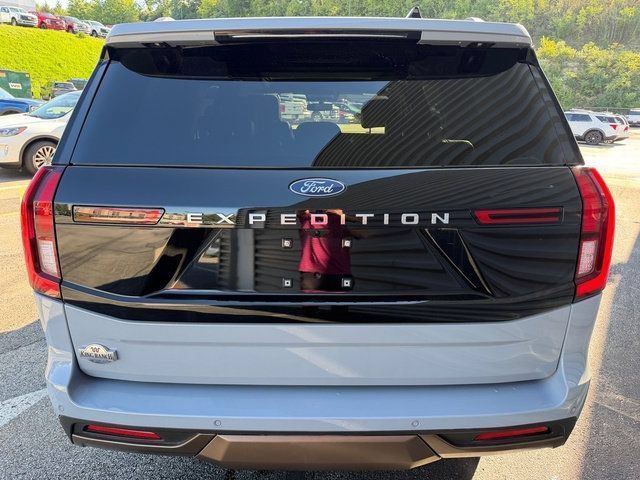 Used 2025 Ford Expedition King Ranch AWD/4WD image 6