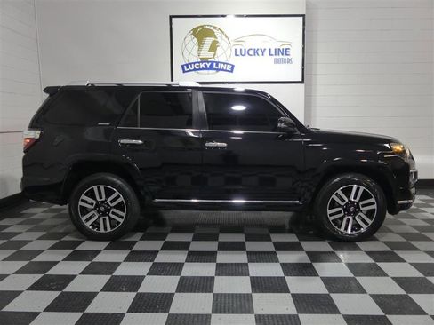 Used 2015 Toyota 4Runner Limited image 6