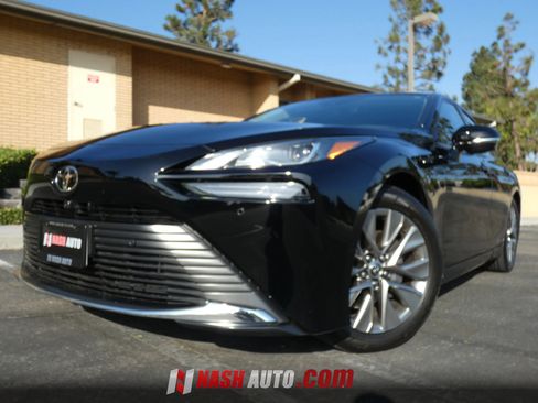 Used 2023 Toyota Mirai w/ Advanced Technology Package RWD image 15