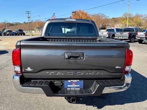 Used 2019 Toyota Tacoma SR5 image 4