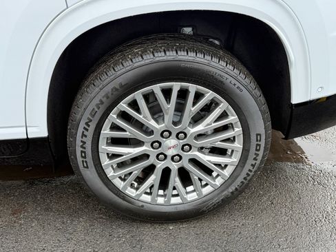 New 2026 GMC Acadia Denali w/ Super Cruise Package image 10