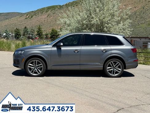 Used 2017 Audi Q7 3.0T Prestige AWD/4WD image 2