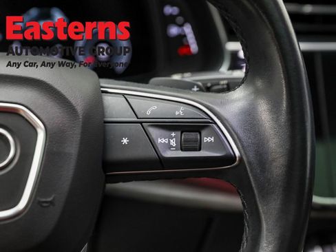 Used 2022 Audi Q8 Prestige w/ Prestige Package image 25