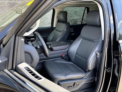 Certified 2025 Ford Expedition Active RWD image 24