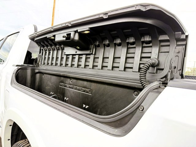 Used 2025 RAM 1500 Limited AWD/4WD image 26