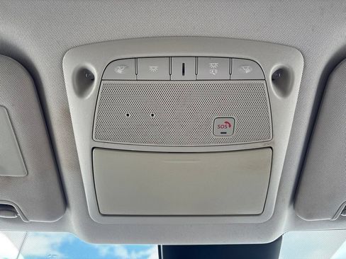 Used 2018 Nissan Rogue SL FWD image 42