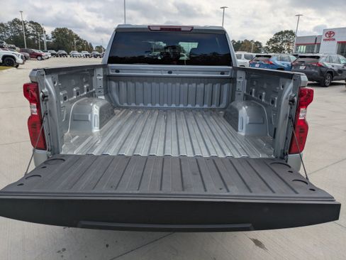 Used 2025 Chevrolet Silverado 1500 W/T w/ WT Value Package image 7