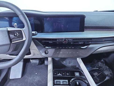 New 2025 Nissan Murano SL image 17