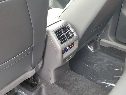 New 2026 Volkswagen Tiguan SEL R-Line image 28