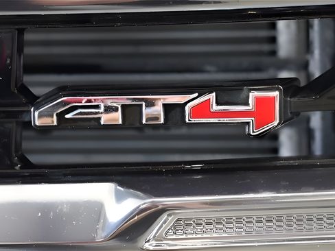 Used 2024 GMC Terrain AT4 w/ Tech Package AWD/4WD image 11