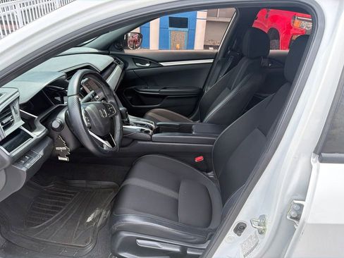 Used 2020 Honda Civic Sport image 13