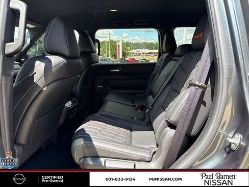 Certified 2025 Nissan Armada PRO-4X AWD/4WD image 29