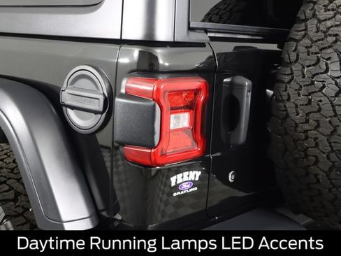 Used 2020 Jeep Wrangler Rubicon w/ LED Lighting Group AWD/4WD image 29
