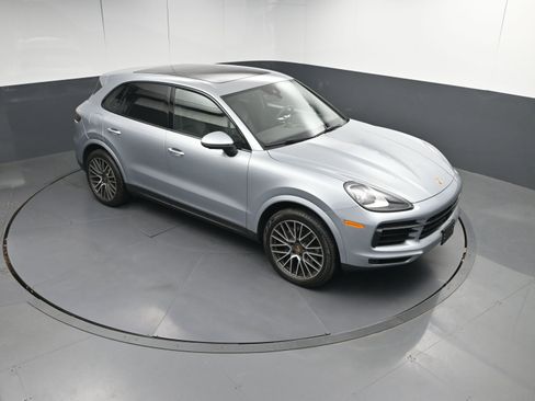 Certified 2020 Porsche Cayenne image 38