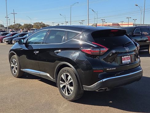 Used 2023 Nissan Murano S image 3