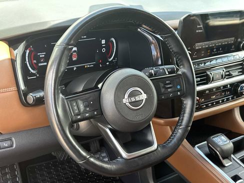 Used 2024 Nissan Pathfinder Platinum w/ Cargo Package FWD image 27
