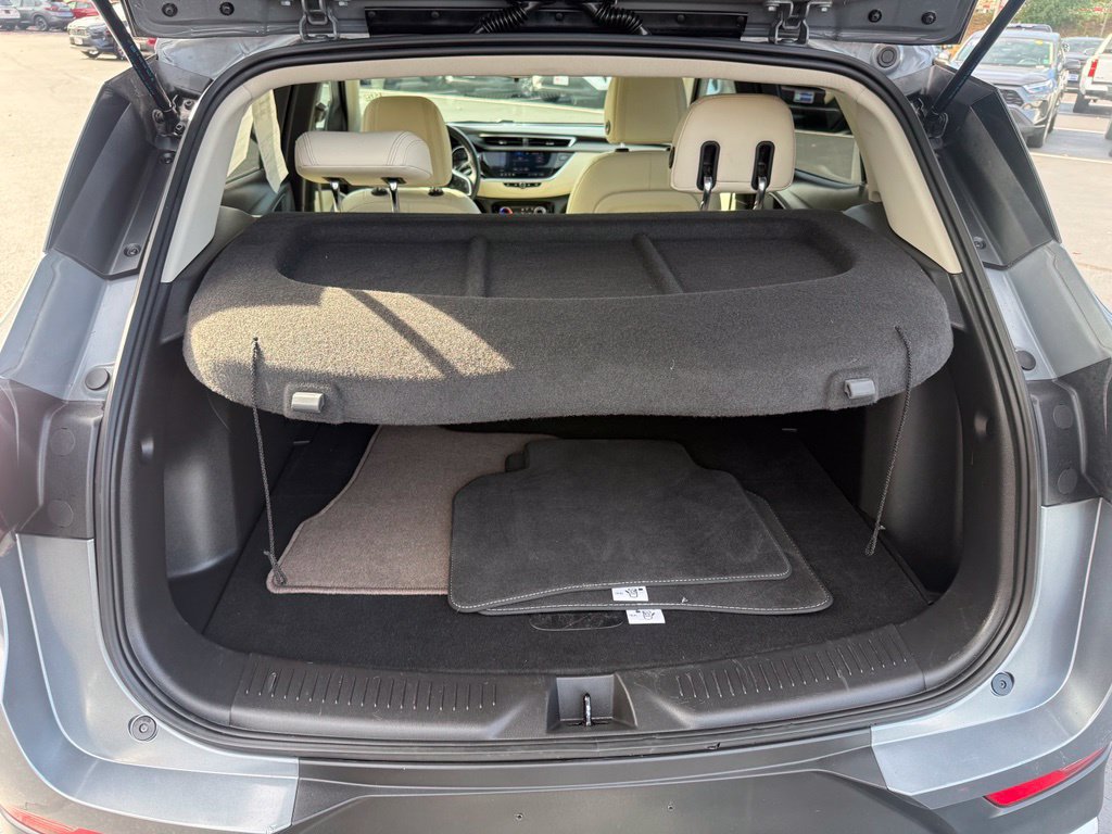 Used 2022 Buick Encore GX Preferred w/ Cold Weather Comfort Package FWD image 17