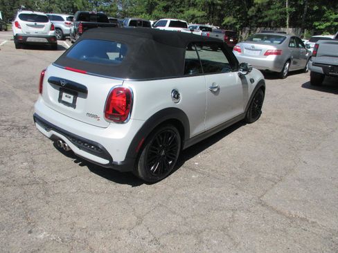 Used 2022 MINI Cooper S FWD image 5