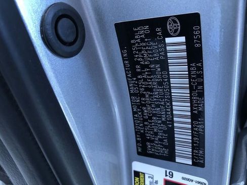 Used 2025 Toyota Camry LE image 32