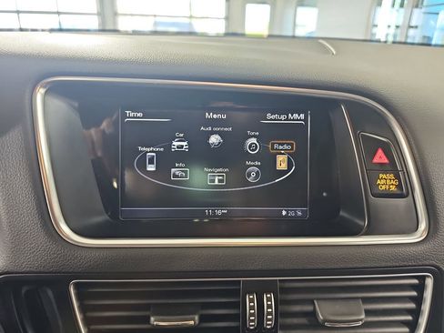 Used 2016 Audi Q5 2.0T Premium Plus w/ Technology Package AWD/4WD image 27