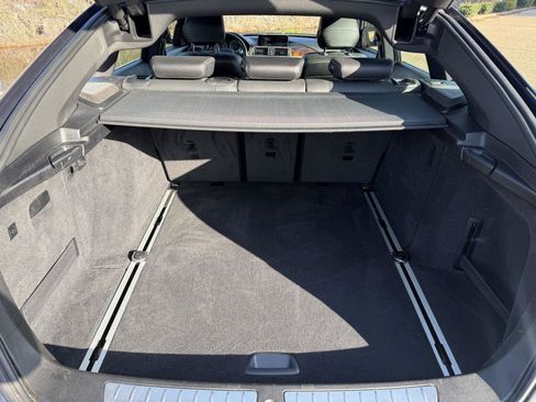 Used 2017 BMW 330i Gran Turismo xDrive image 13