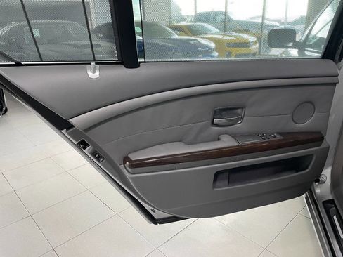 Used 2003 BMW 745Li image 17