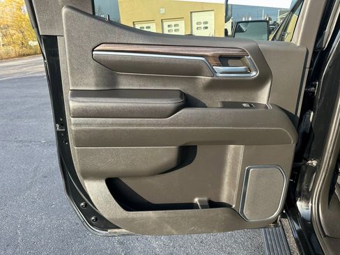 Used 2022 Chevrolet Silverado 1500 LT Trail Boss w/ Protection Package image 21