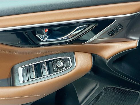 Used 2025 Subaru Legacy Touring XT image 18