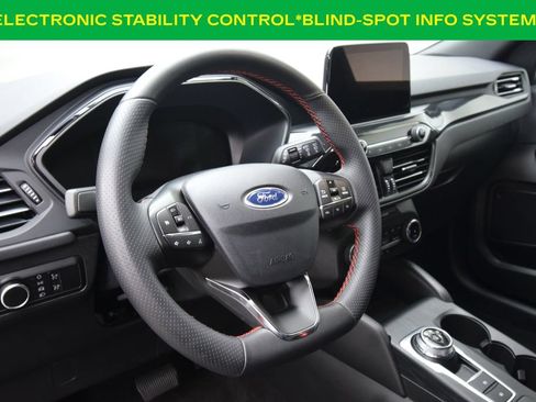 Used 2025 Ford Escape ST-Line AWD/4WD image 13