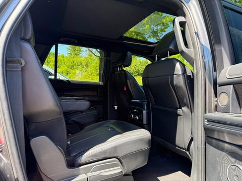 Used 2021 Ford Expedition Max Limited AWD/4WD image 10
