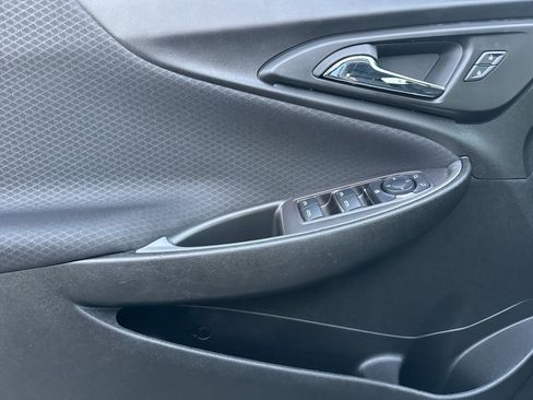 Used 2024 Chevrolet Malibu LT image 11