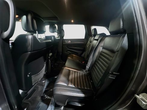 Used 2018 Jeep Grand Cherokee Limited RWD image 17